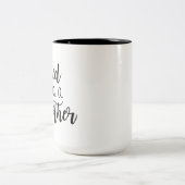 Müde als Mutter-Kaffee-Tasse Zweifarbige Tasse (Mittel)