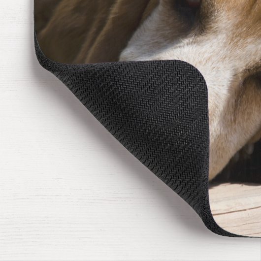 müde Basset Mousepad (Ecke)