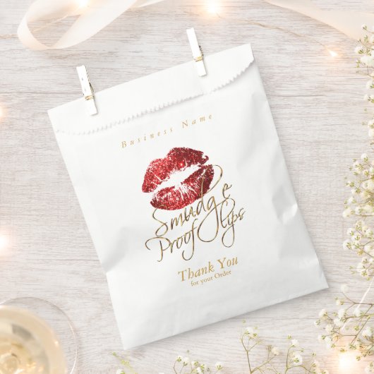 Mudge Proof Lips - Rot Geschenktütchen (Ausgeschnitten)
