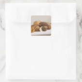 Muffins und Brötchen Quadratischer Aufkleber (Tasche)