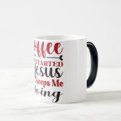 Mug Magic Funny Office Coffee Quotes Verwandlungstasse (VorderseiteRechts)