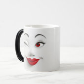Mug Magic Sarcastic Women Face with Red Lips Verwandlungstasse (Vorderseite Links)