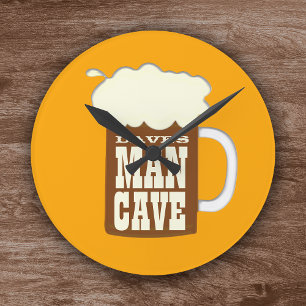 Mug Of Beer Man Cave Quadratische Wanduhr