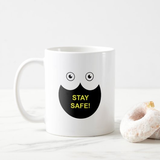 Mug with Stay Safe message Kaffeetasse (Mit Donut)