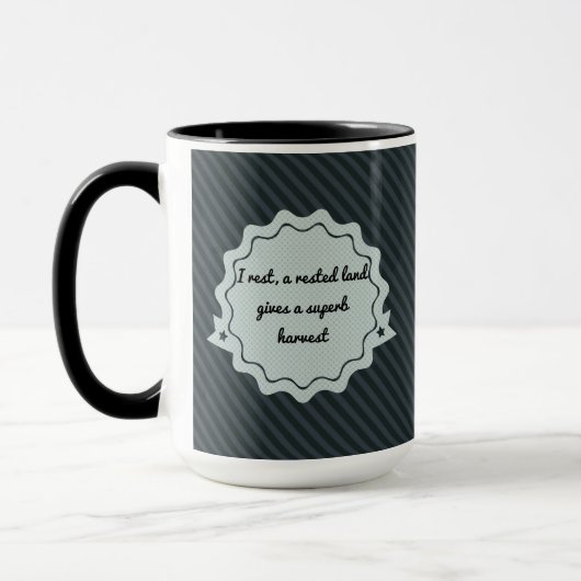 Mug Zitat von Ovide auf Englisch - grau und schwar Tasse (Links)
