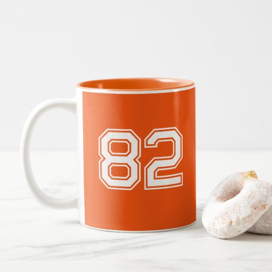 Mugs 4 All - Bold. Bright. Beautifully Minimal. Zweifarbige Tasse (Mit Donut)