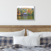 Mühle auf einem See im Herbst Leinwanddruck (Insitu (Schlafzimmer))