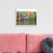 Mühle auf einem See im Herbst Leinwanddruck (Insitu (Wohnzimmer))