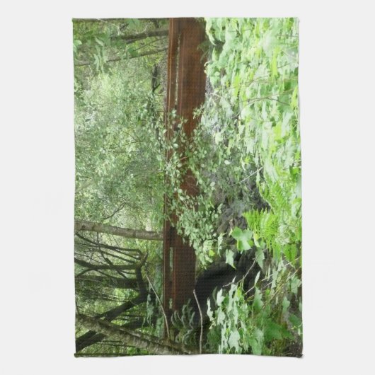 Muir Woods Bridge I Geschirrtuch (Vertikal)