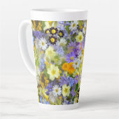 MULITCOLORED FLORAL HINTERGRUNDPATTER MILCHTASSE (Linke Ecke)