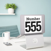 Müll kann Mülltonnen mit bis zu drei Ziffern verwe Aufkleber (Laptop auf Schreibtisch)