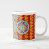 Multi Blumen-orange Zickzack Tassen-Entwurf Jumbo-Tasse (Rechts)