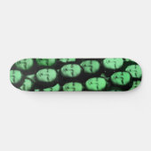 Multi-Mona in Grün Skateboard (Horizontal)