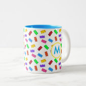 Multicfarbene Süßbären und Monogramm Zweifarbige Tasse (VorderseiteRechts)