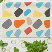 Multicolor-Kieselsteine im weißen Hintergrund Geschirrtuch (Gefaltet)