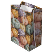 Multicolor Pumpkin Pattern Wrapping Paper Mittlere Geschenktüte (Rückseite Schrägansicht)