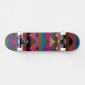 Multicolor Zickzack Zigzag Streifenmuster 9 Skateboard (Horizontal)