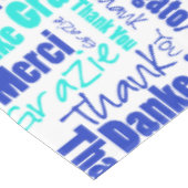 Multilingual Blue Turquoise Vielen Dank Typografie Tischdecke (Schrägansicht)