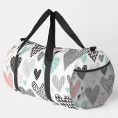 Multimuster-Herz Duffle Bag (Rechte Ecke)