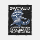 Multitasking At Old Age I Can Cough Burp Laugh Far Fleecedecke (Vorderseite)