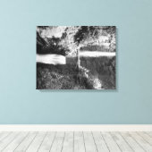 Multnomah Falls FotographColumbia River, OR Leinwanddruck (Insitu (Holzboden))