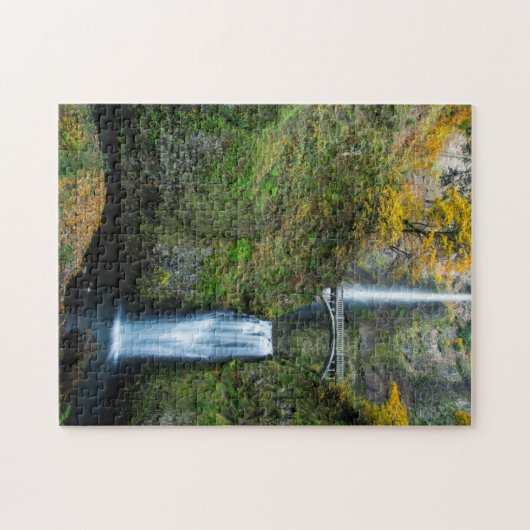Multnomah fällt im Herbst in der Columbia-Schlucht Puzzle (Horizontal)