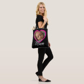 Mum hat Skript Pink Herz Foto Schwarz eingerichtet Tasche (Am Model)