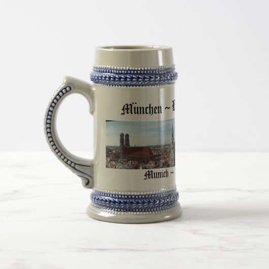 München, Bayern Stein Bierglas (Links)