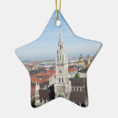 München, Deutschland Keramik Ornament (Links)