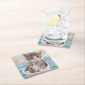 Munchkin Kätzchen mit hübschem Band Rechteckiger Pappuntersetzer (Vor Ort)