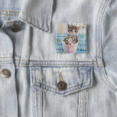 Munchkin Kitten mit Hübschem Band Button (Beispiel)