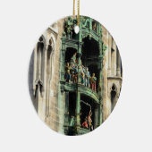 munich ins rathaus glockenspiel keramikornament (Rechts)