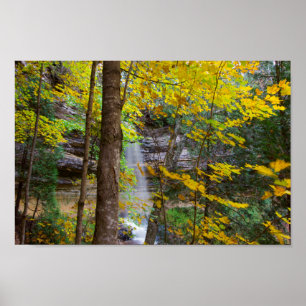 Munising fällt im Herbst, Munising, Michigan. Poster