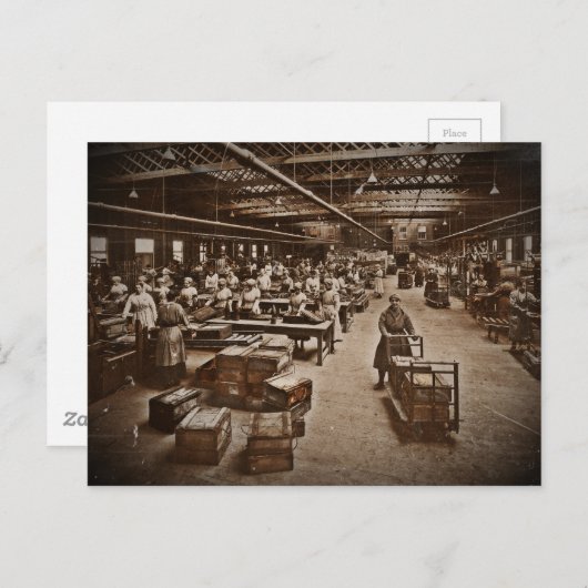 Munition Box Factory Women Postkarte (Vorne/Hinten)