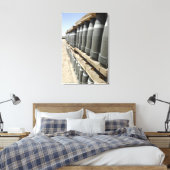 Munitionsreihen werden gestapelt und vorgepfercht leinwanddruck (Insitu (Schlafzimmer))