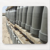 Munitionsreihen werden gestapelt und vorgepfercht mousepad (Vorne)