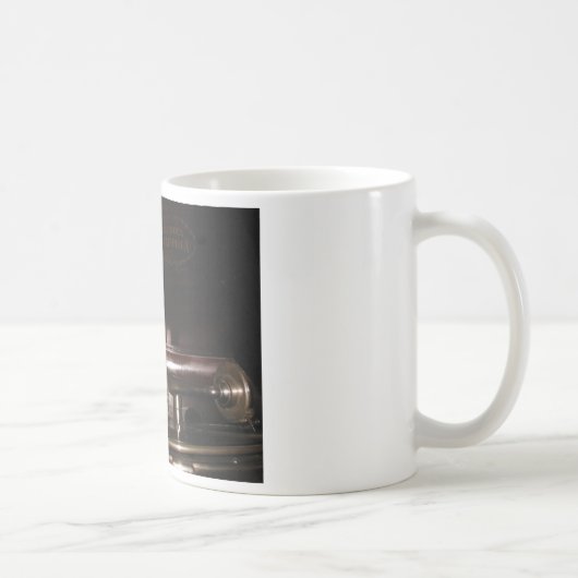 Murphy auf der Victrola-TASSE Kaffeetasse (Rechts)