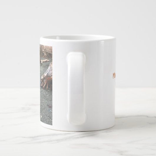 Murphy spielt Ball Tasse (Rückseite)