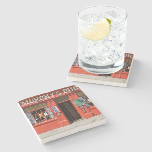 Murphys Kneipe, Dingle, irische Steinuntersetzer (Seitenansicht)