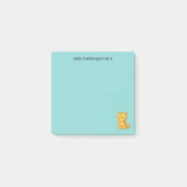 Mürrische orange getigerte Katze mit individuellem Post-it Klebezettel (Vorderseite)