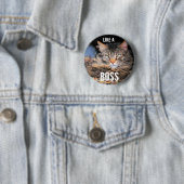 Mürrischer Engel, wie eine Chef-Katze Meme Button (Beispiel)