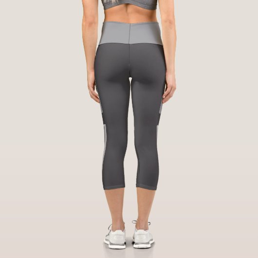 Murugi Apparels Moonchrome Momentum High Waisted Capri Leggings (Rückseite)