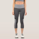 Murugi Apparels Moonchrome Momentum High Waisted Capri Leggings (Vorderseite)