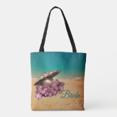 Muschel am Strand mit Blume am Strand (Ihr Text) Tasche (Rückseite)