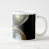 Muschel - Conchology - Devine Pearlescence Jumbo-Tasse (Rechts)