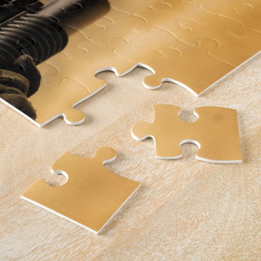 Muschel, die aus einem Gewehr der M-4 geflochten i Puzzle (Seite)