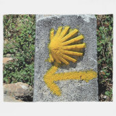 Muschel El Camino und Pfeilzeichen Fleecedecke (Vorderseite (Horizontal))