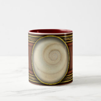 Muschel - Konchologie - Weiße Spirale Zweifarbige Tasse