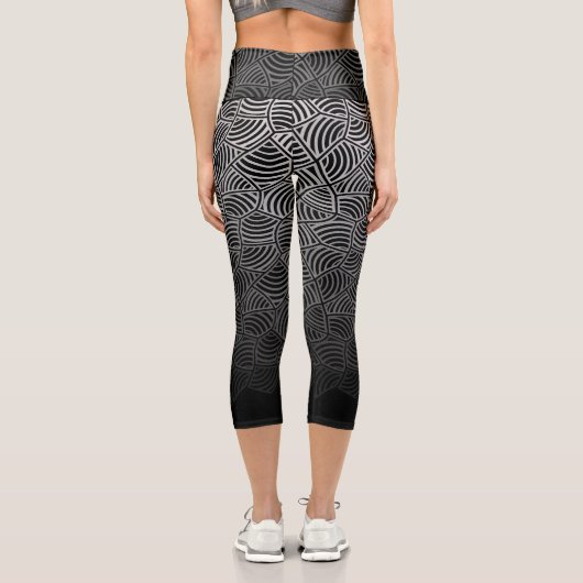 Muschel pattern.04.w Black BG Capri Leggings (Rückseite)