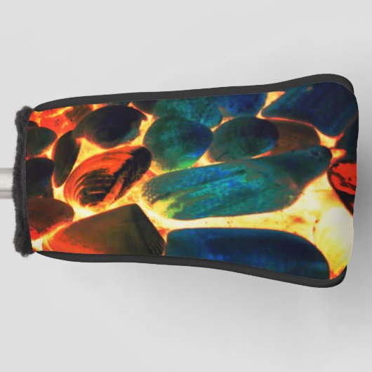 Muschel von Austern auf rotem Vulkangestein oder i Golf Headcover (Vorderseite)